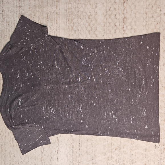 NFL Team Apparel Arizona Cardinals Women's V-Neck Tee - Picture 5 of 5